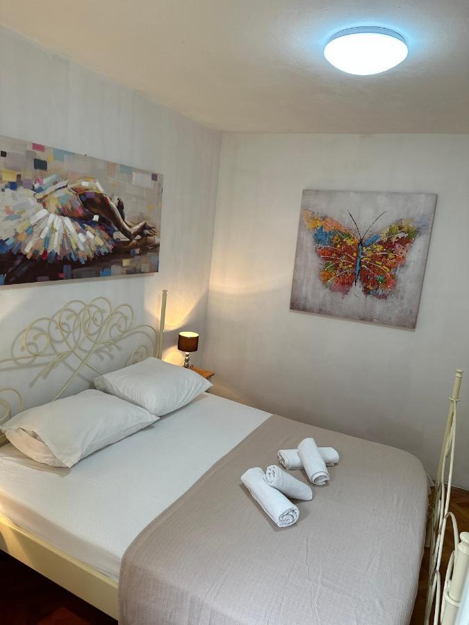 Guest House Allineeddubrovnik: Versatile Rooms with Free Parking Exterior photo